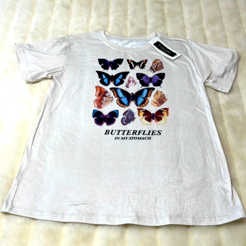 Blush Mark cream butterfly T-shirt